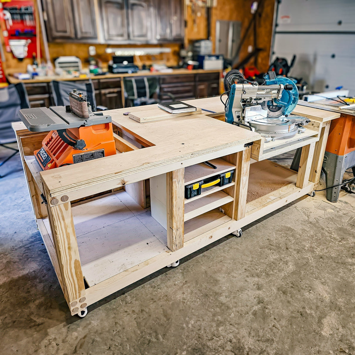 Daniel's Workbench - Texas, USA