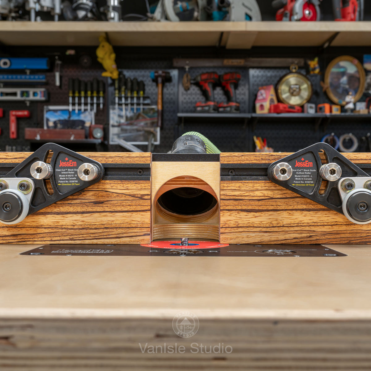 Router Table Fence Plans with Micro Adjust