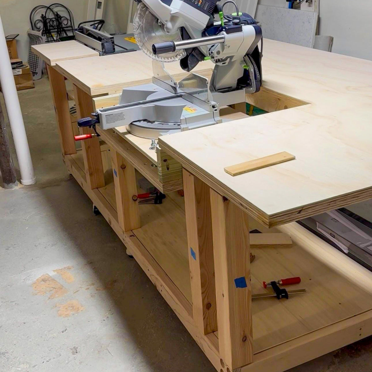 Alexandre’s Workbench — Massachusetts, USA
